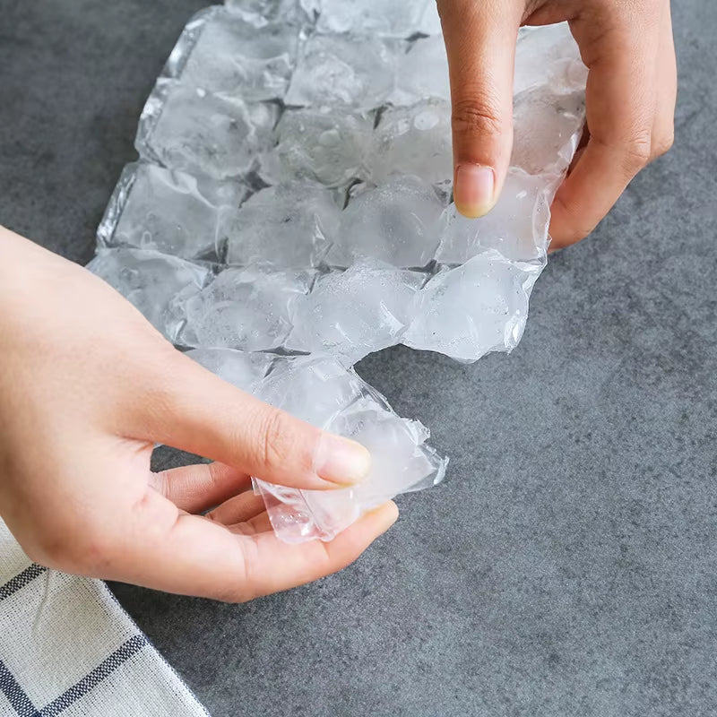 10Pcs/Pack Disposable Ice Bag Lattice Ice Cube Mold Bar Self-Sealing Ice Tray Bag Ice Cube Bag Box Edible Frozen Ice Cube
